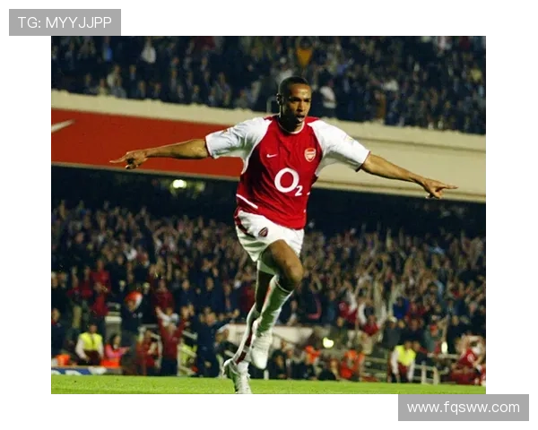 姆巴佩与亨利:速度型前锋的进攻效率及战术角色对比分析 姆巴佩与亨利:速度型前锋的进攻效率及战术角色对比分析