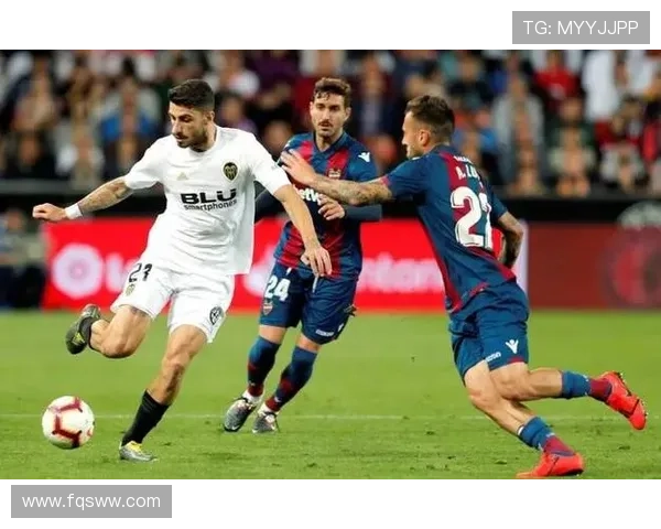 塞维利亚保级压力讨论,能否摆脱降级区对赛季走势形成制约 塞维利亚保级压力讨论,能否摆脱降级区对赛季走势形成制约